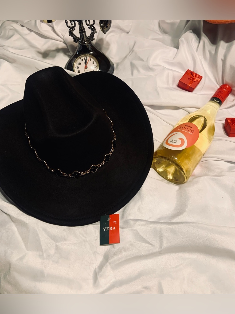 Black Women's Felt Cowboy Hat/ Gold Chain Detai WITH FREE GLAM JEWELRY - Picture 7 of 8